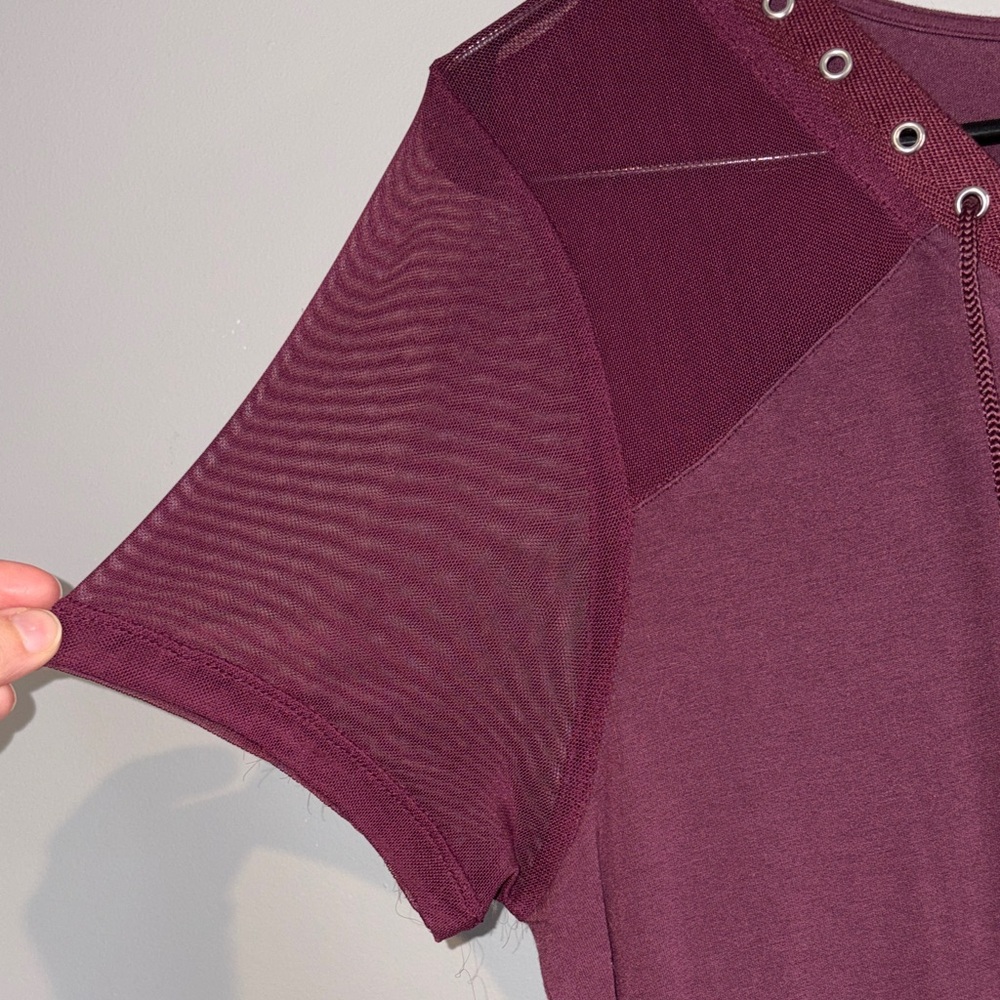 ๐ฅ2/$33๐ฅ Kismet Lace-Up Short Mesh Sleeve Top - Maroon Colour - Picture 5 of 9
